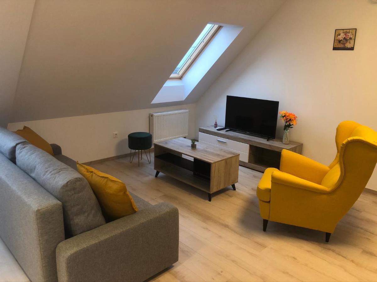 Diamond Apartman Debrecín Exteriér fotografie